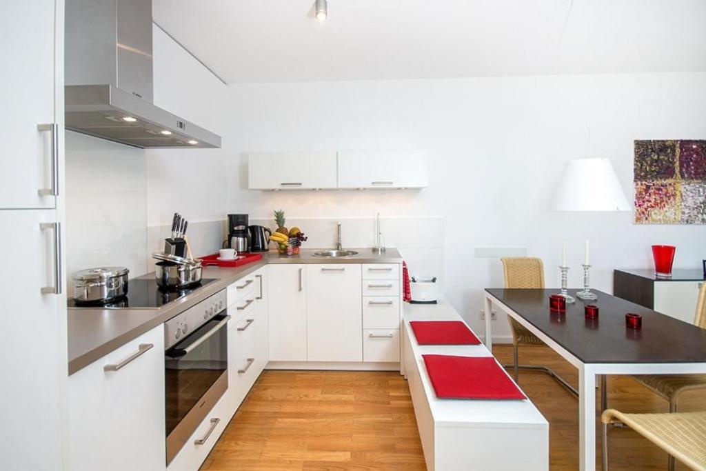 Residenz/Swantje Apartment Росток Екстериор снимка